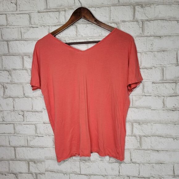 Old Navy pink embroidery tee - Picture 12 of 12